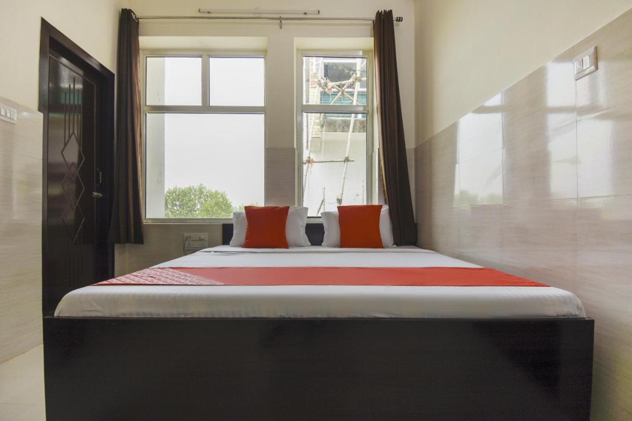 Flagship 75751 Hotel Surya Bahadrabad Exterior photo