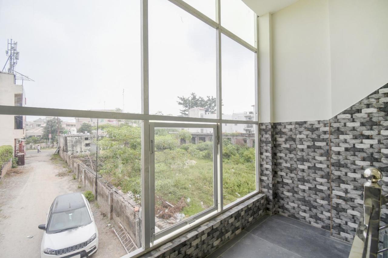 Flagship 75751 Hotel Surya Bahadrabad Exterior photo